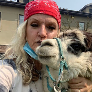 Meet your Posher, Kari